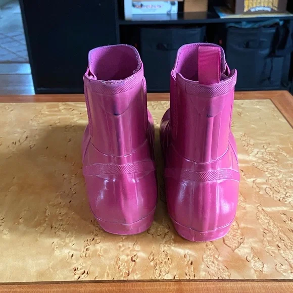 Fuchsia Barefoot Rain Boots - Picture 2 of 5